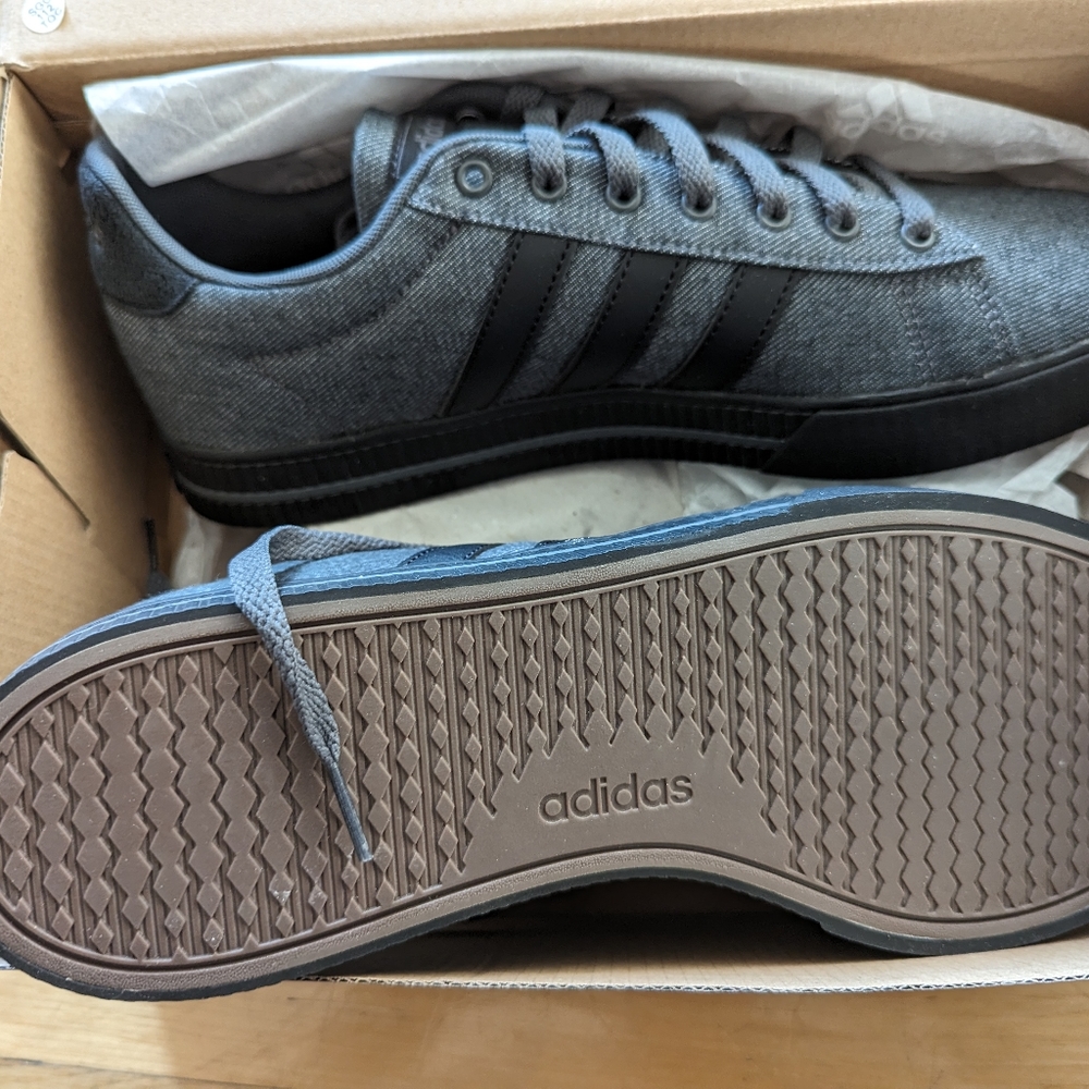Adidas Sz 11 Daily 3.0